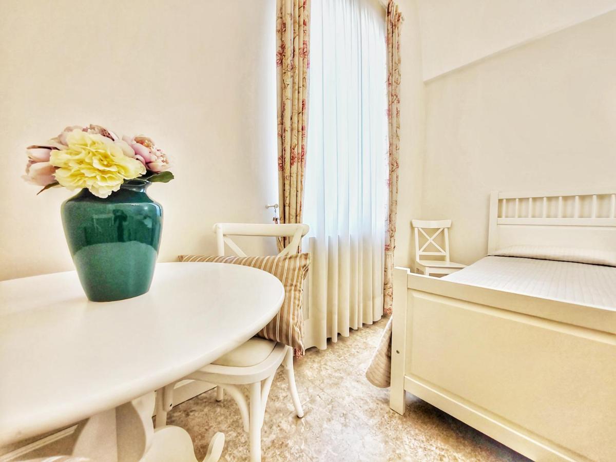 Palazzina Cavour Villa Monopoli Luaran gambar